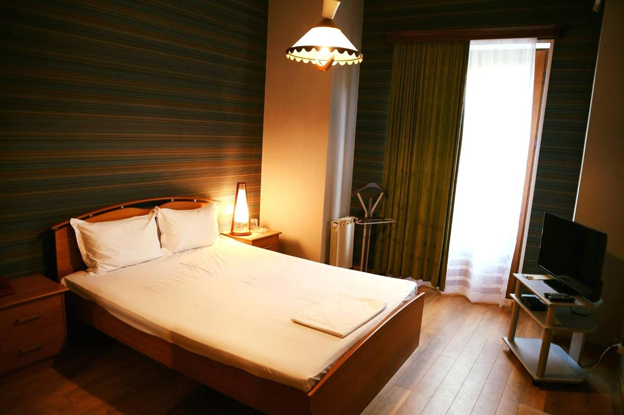 Argo Palace Tbilisi ภายนอก รูปภาพ