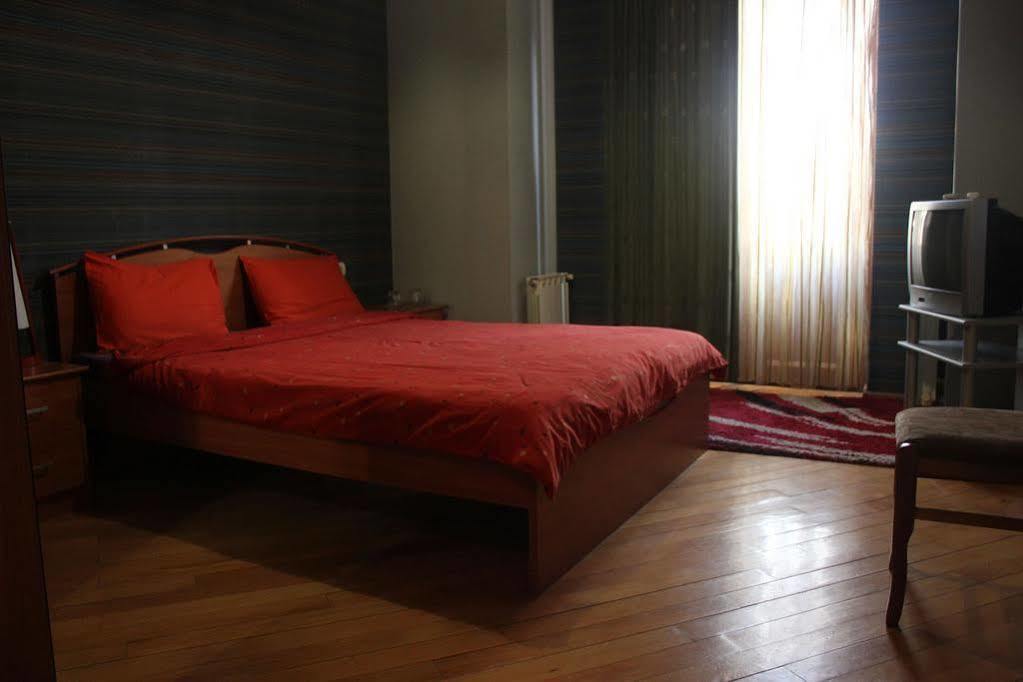 Argo Palace Tbilisi ภายนอก รูปภาพ